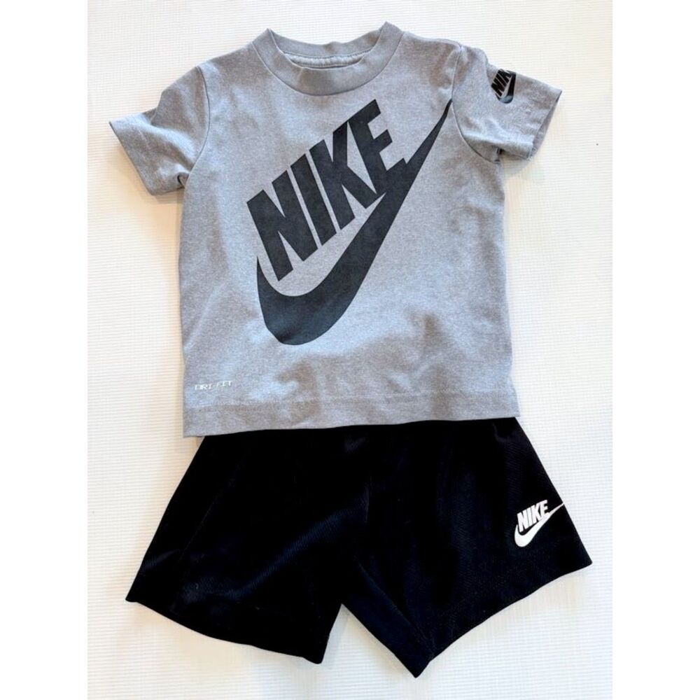 Nike Boys 3T Dri-FIT 2 Piece Outfit Set Gray Logo T Shirt Black Shorts